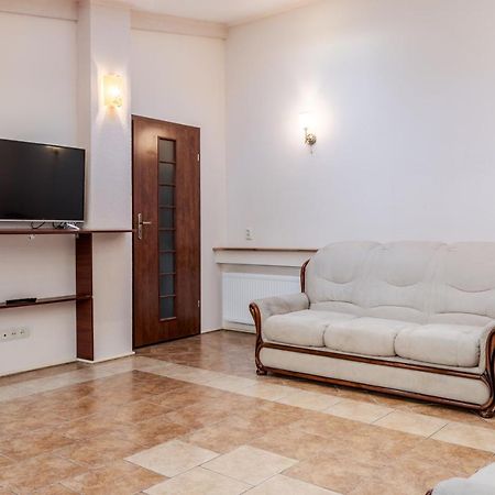 إلفيف Mangal And Terrace In Center Apartment المظهر الخارجي الصورة