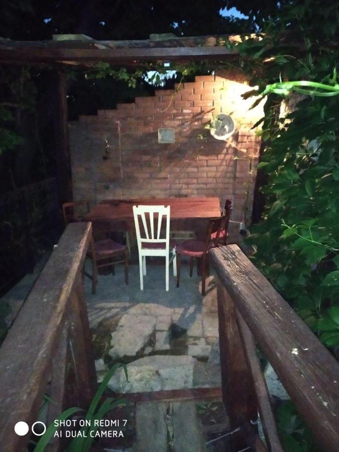 إلفيف Mangal And Terrace In Center Apartment المظهر الخارجي الصورة